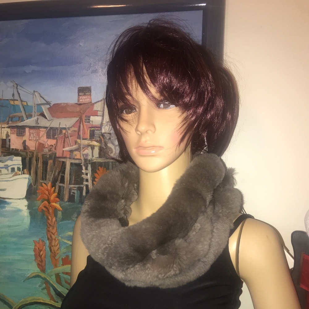 ENDLESS LUXURY FUR SCARF